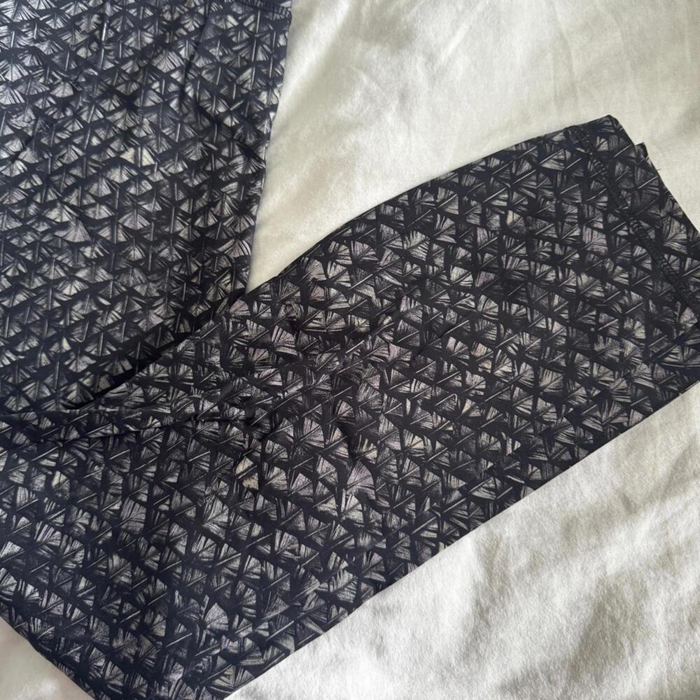 1 Lululemon Wunder Under Pant (Hi-Rise) (Nulux) Iridescent Multi Black - Picture 8 of 9